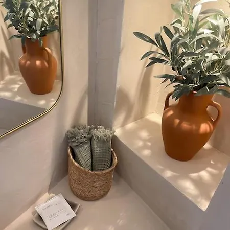 Au Coeur Du Vieil Antibes A 200M Des Plages, Superbe Studio Exterior foto